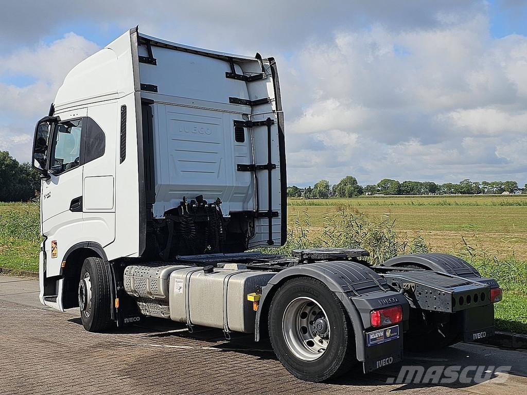 Iveco S-WAY AS440S49 Trekkers