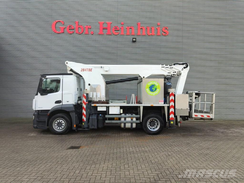 Mercedes-Benz Antos 1833 4x2 France Elevateur 284 TBE Plataformas sobre camión