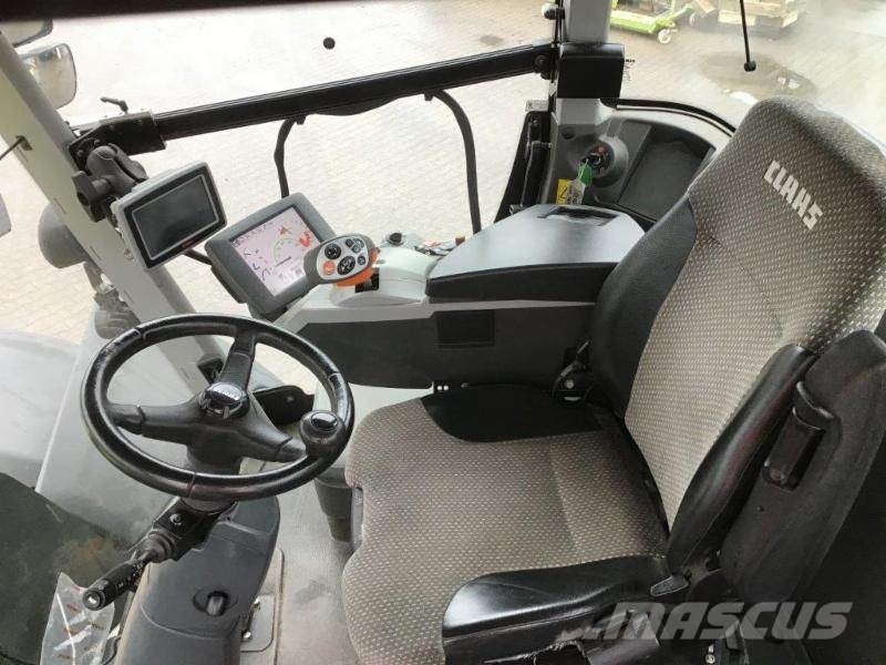CLAAS XERION 4000 TRAC VC 트랙터