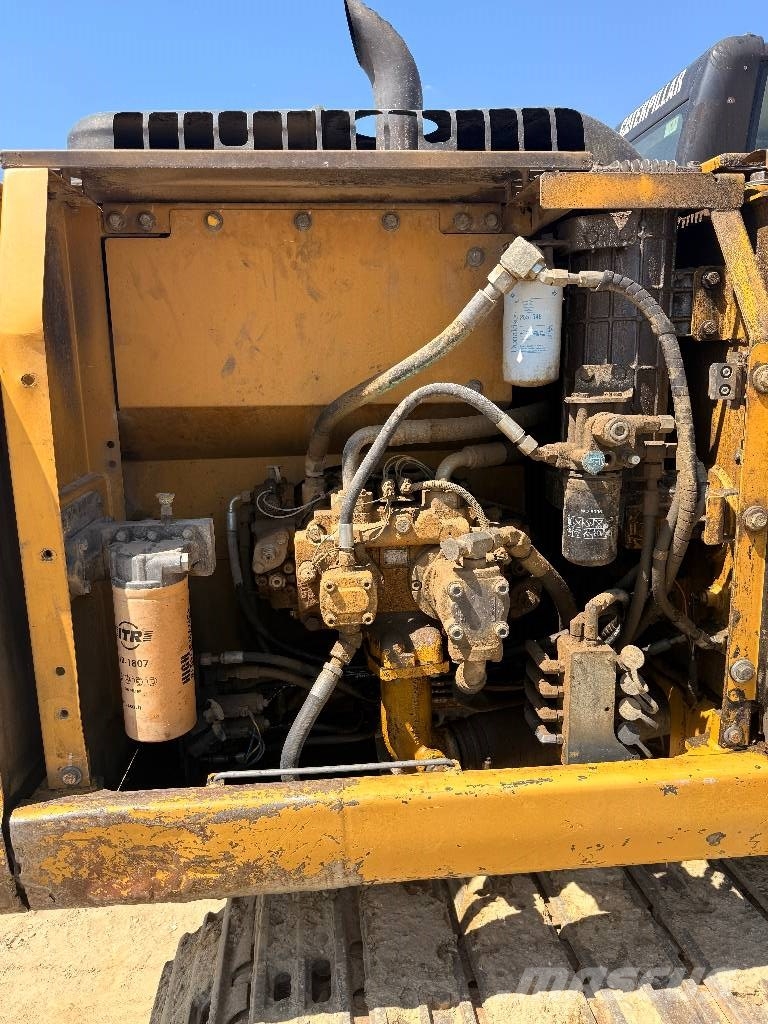 CAT 323 D Excavadoras sobre orugas