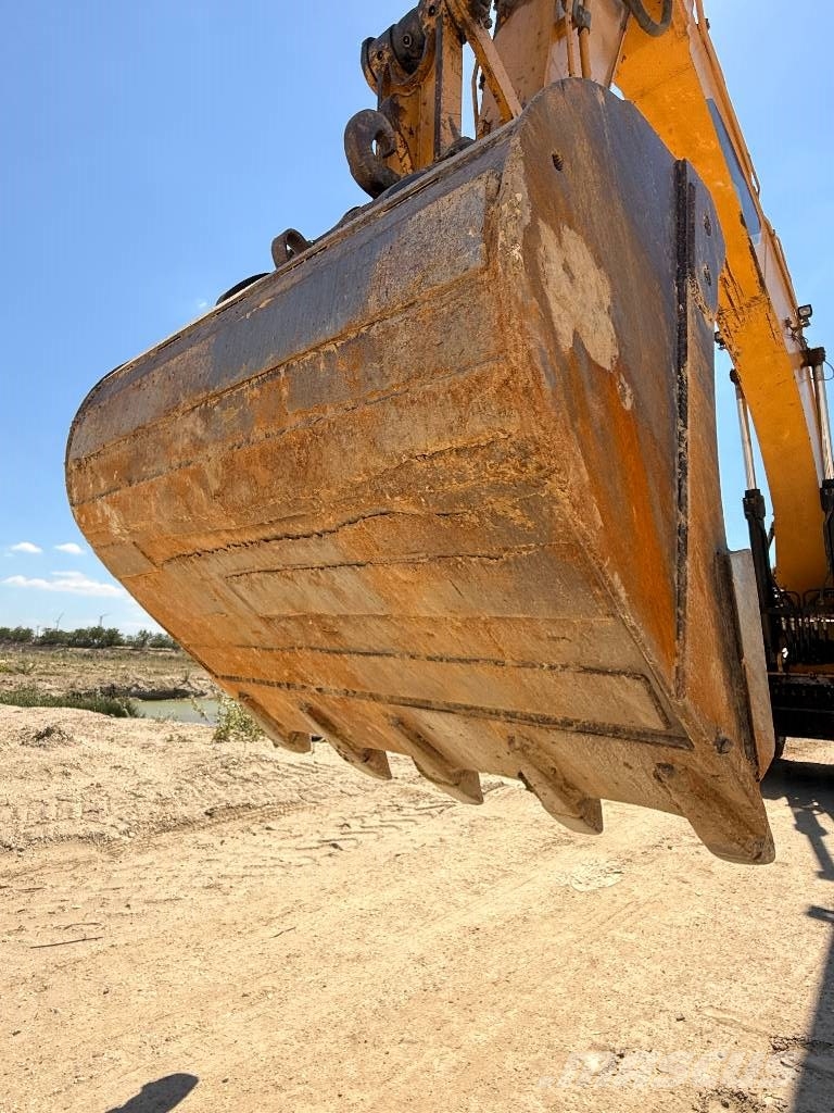 CAT 323 D Excavadoras sobre orugas