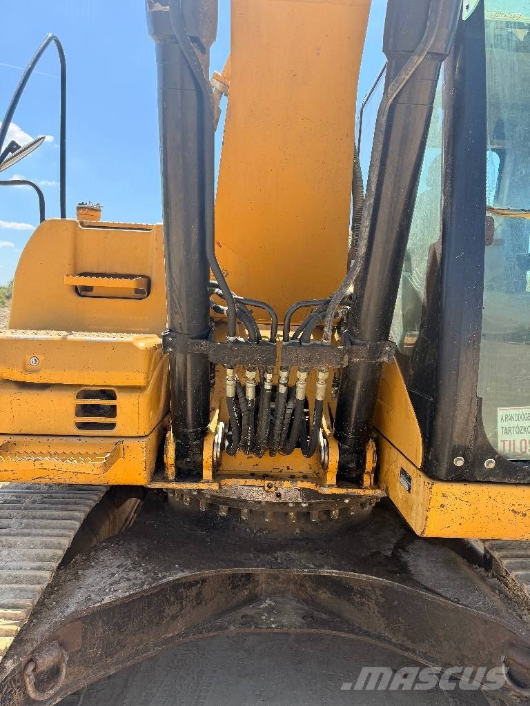CAT 323 D Excavadoras sobre orugas