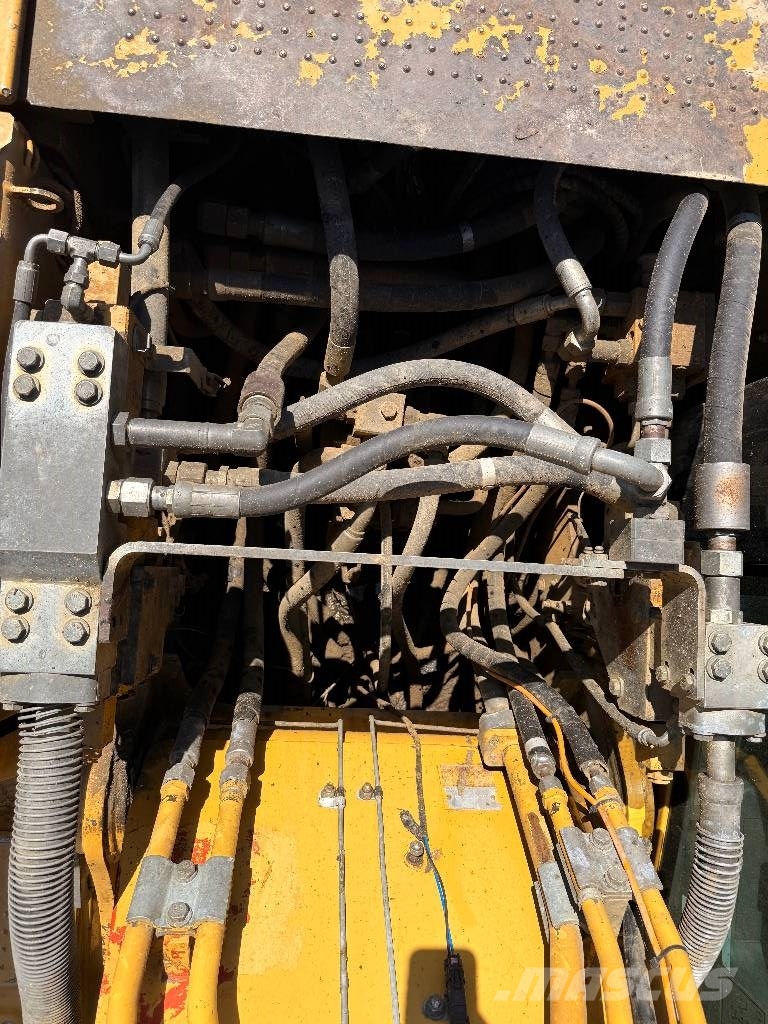 CAT 323 D Excavadoras sobre orugas