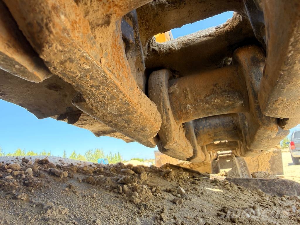 CAT 323 D Excavadoras sobre orugas