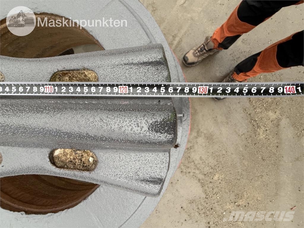 Sandvik CH 3000 Mobilni drobilniki