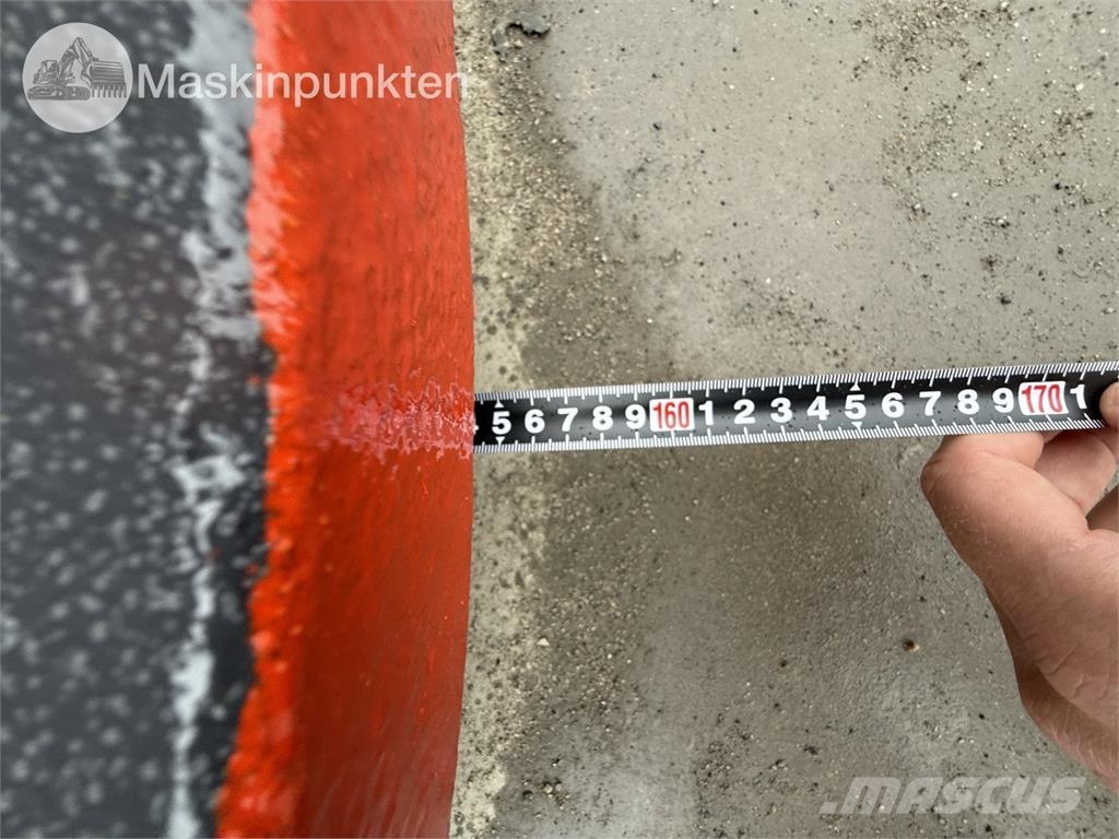 Sandvik CH 3000 Mobilni drobilniki
