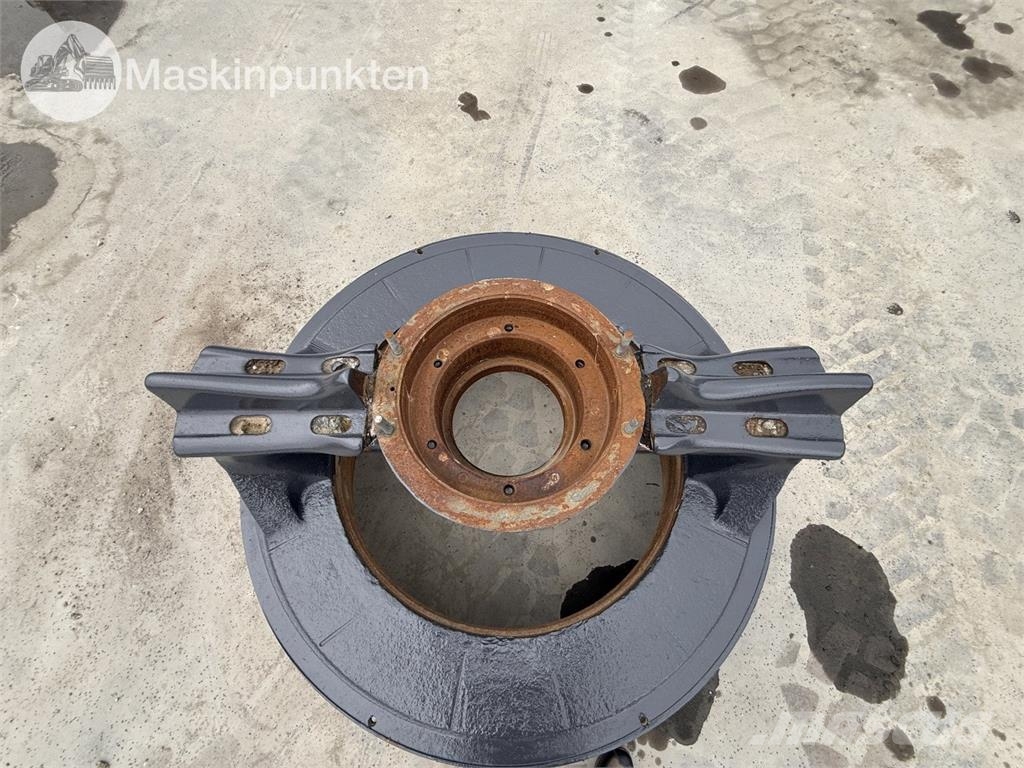 Sandvik CH 3000 Mobilni drobilniki