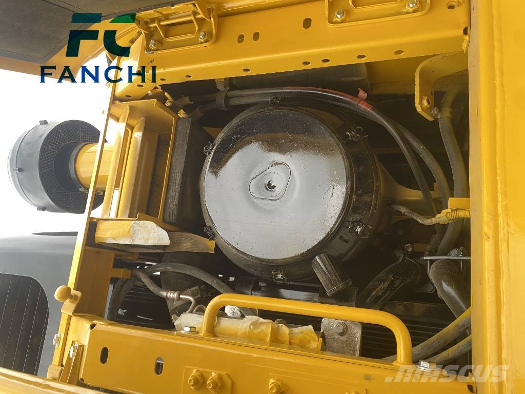 Komatsu PC 460 Bageri guseničari
