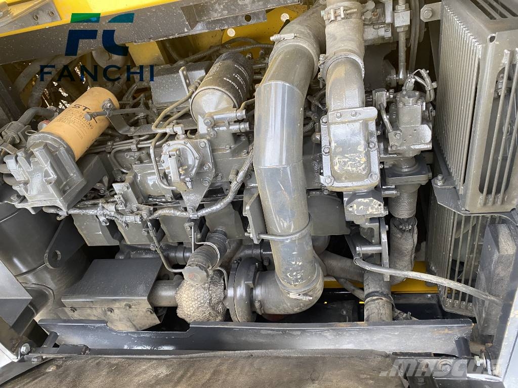 Komatsu PC 460 Bageri guseničari