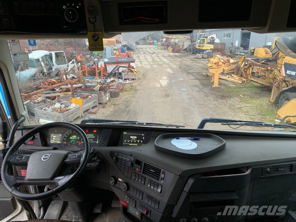 Volvo FMX 540 10x6 Tipper trucks