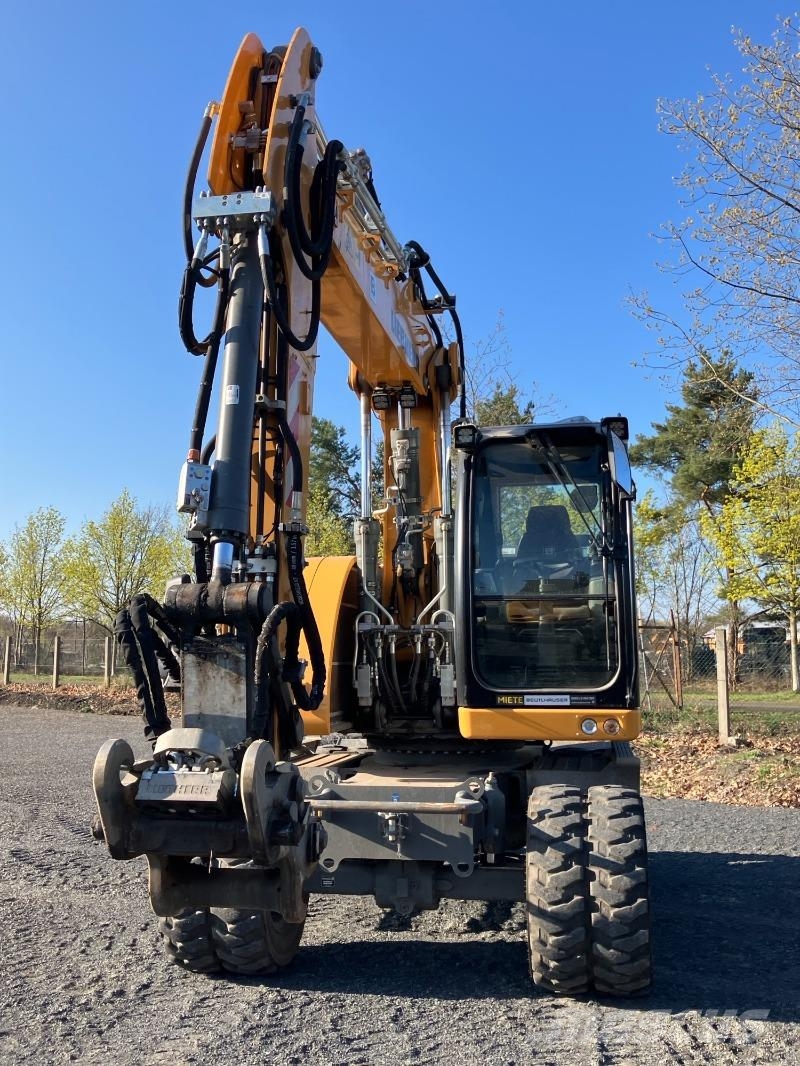Liebherr A914 Compact Bageri točkaši