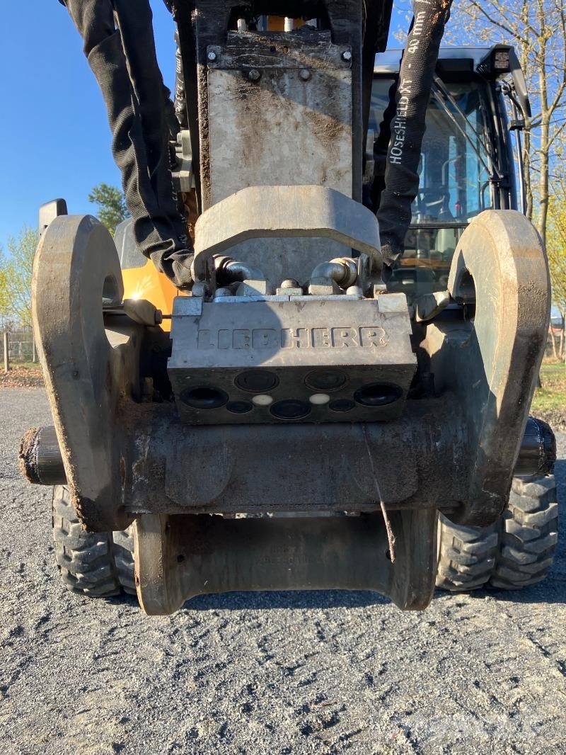 Liebherr A914 Compact Bageri točkaši