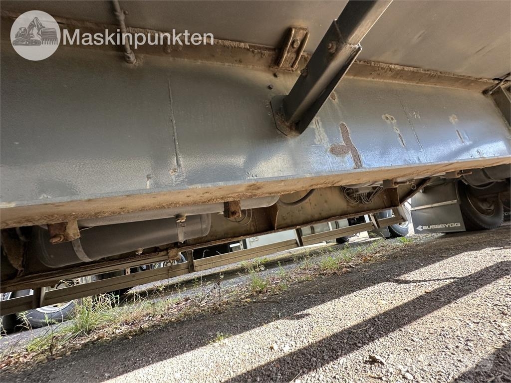 Härryda HLBBS-360-N Kühlauflieger