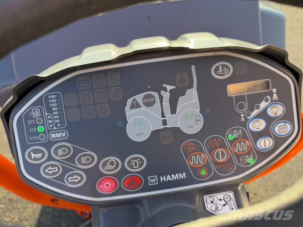 Hamm HD 12 VV مداحل ثنائية الاسطوانة