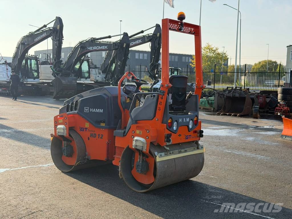 Hamm HD 12 VV مداحل ثنائية الاسطوانة