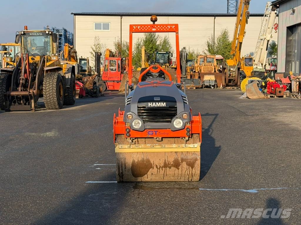 Hamm HD 12 VV مداحل ثنائية الاسطوانة