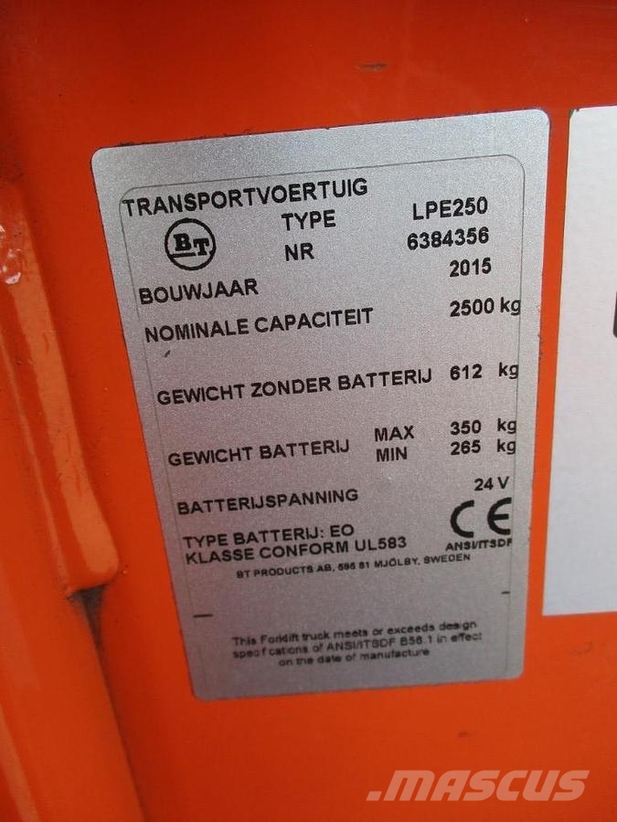 BT LPE250 Transpaletas Eléctricas con plataforma