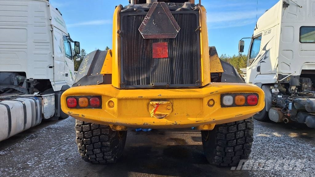 JCB 416 S Kolesni nakladalci