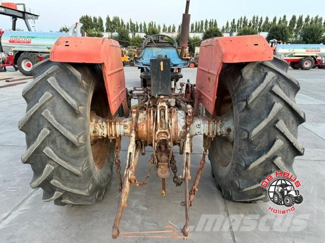 Massey Ferguson MF290 الجرارات