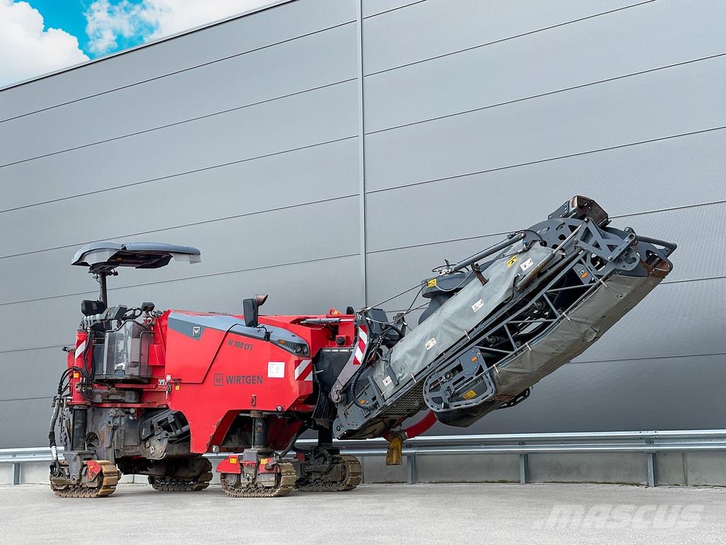 Wirtgen W 100 CFI Asphalt cold milling machines