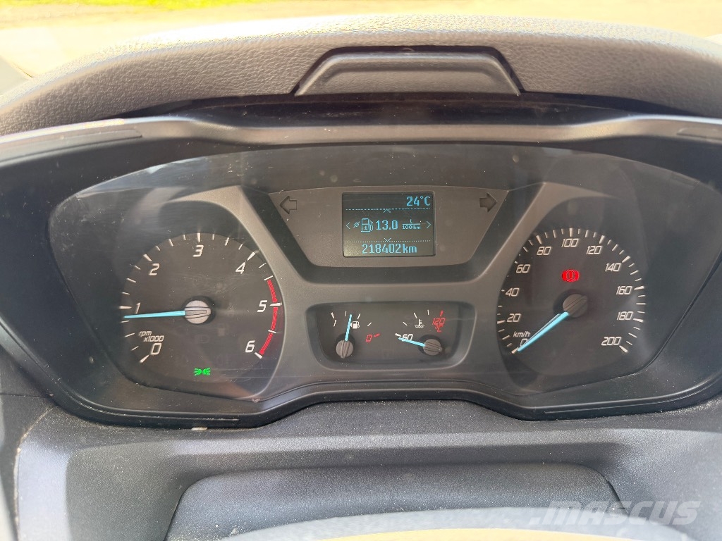 Ford Transit 4x4 huolto auto 2.0 diesel Furgonetas /Furgón
