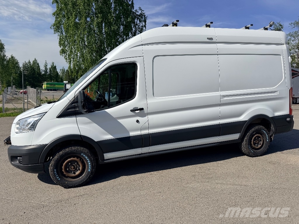 Ford Transit 4x4 huolto auto 2.0 diesel Furgonetas /Furgón