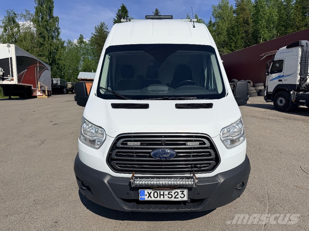 Ford Transit 4x4 huolto auto 2.0 diesel Furgonetas /Furgón