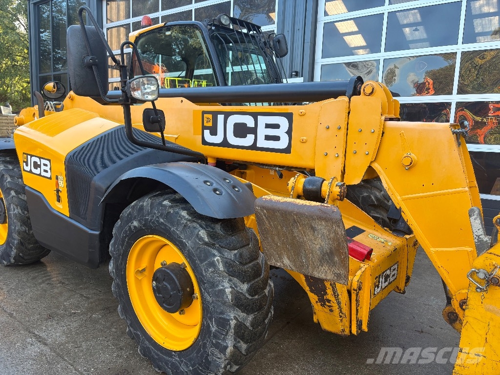 JCB 535-125 Hiviz Telescopic handlers