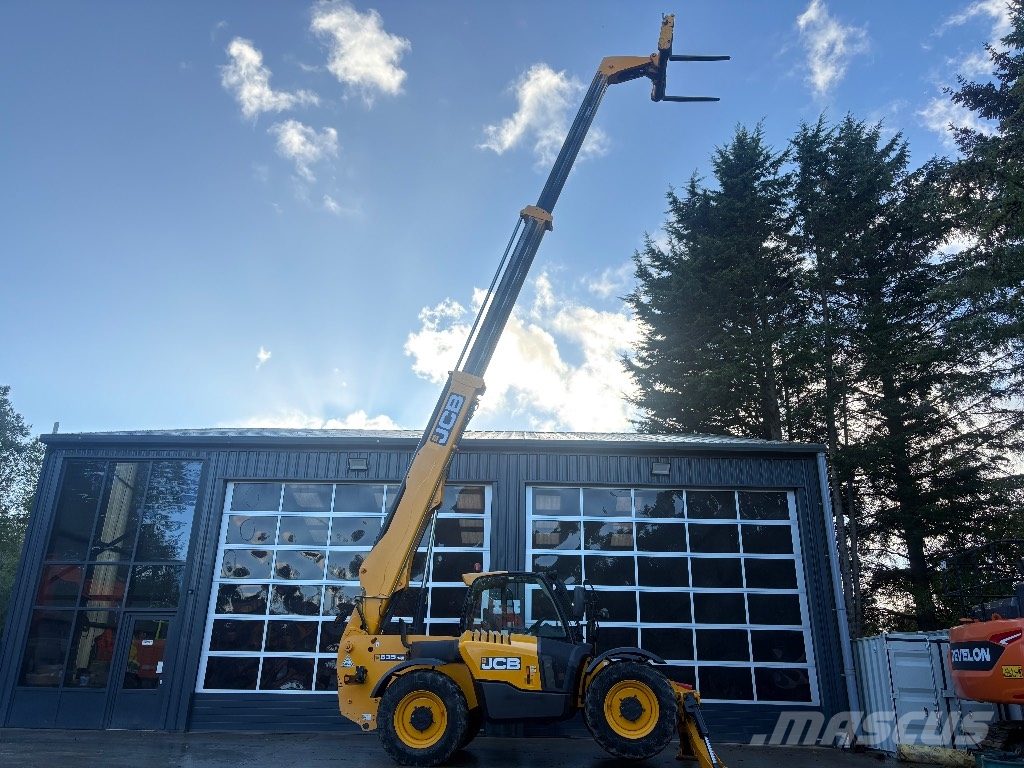 JCB 535-125 Hiviz Telescopic handlers