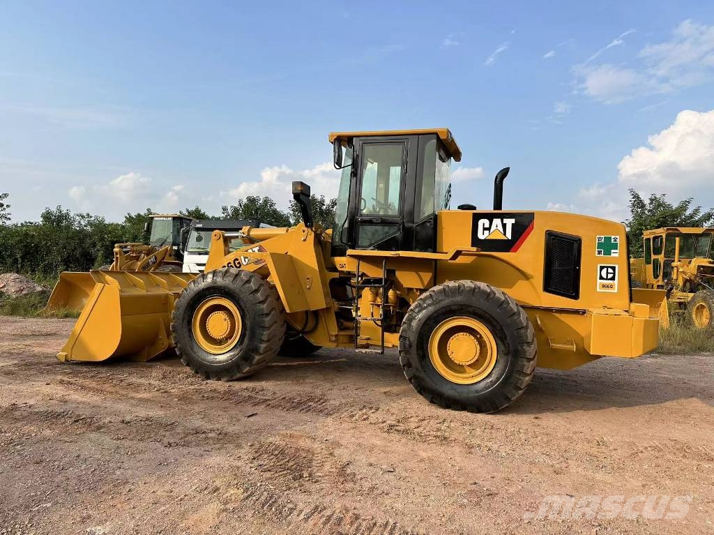 CAT 966G Kolesni nakladalci