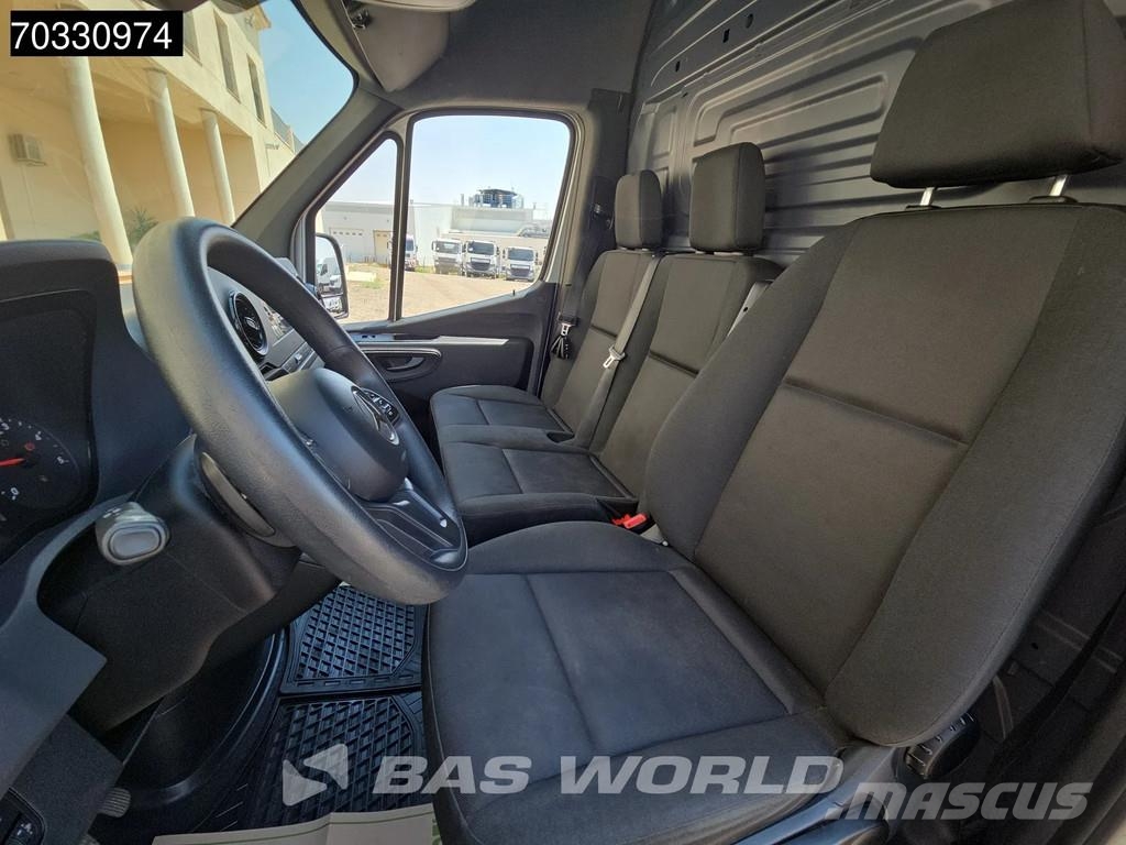 Mercedes-Benz Sprinter 215 CDI Próximamente matriculado en Españ 패널 화물차