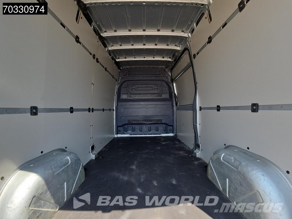 Mercedes-Benz Sprinter 215 CDI Automático - 150CV - L2H2 - MBUX Panel vans