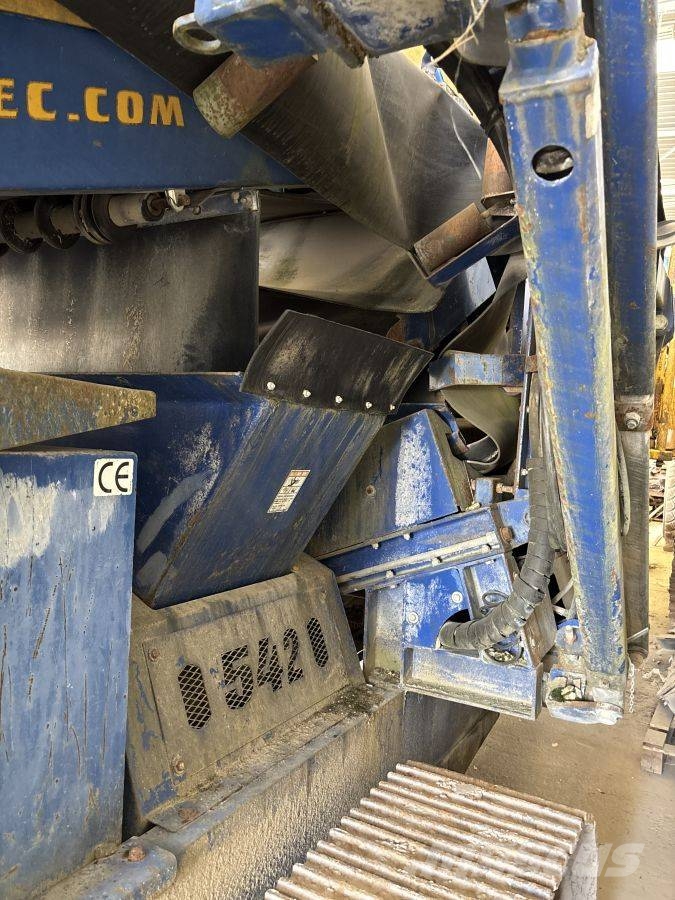 Fintec Sauterelle cribleuse sur chenilles Mobilna sita