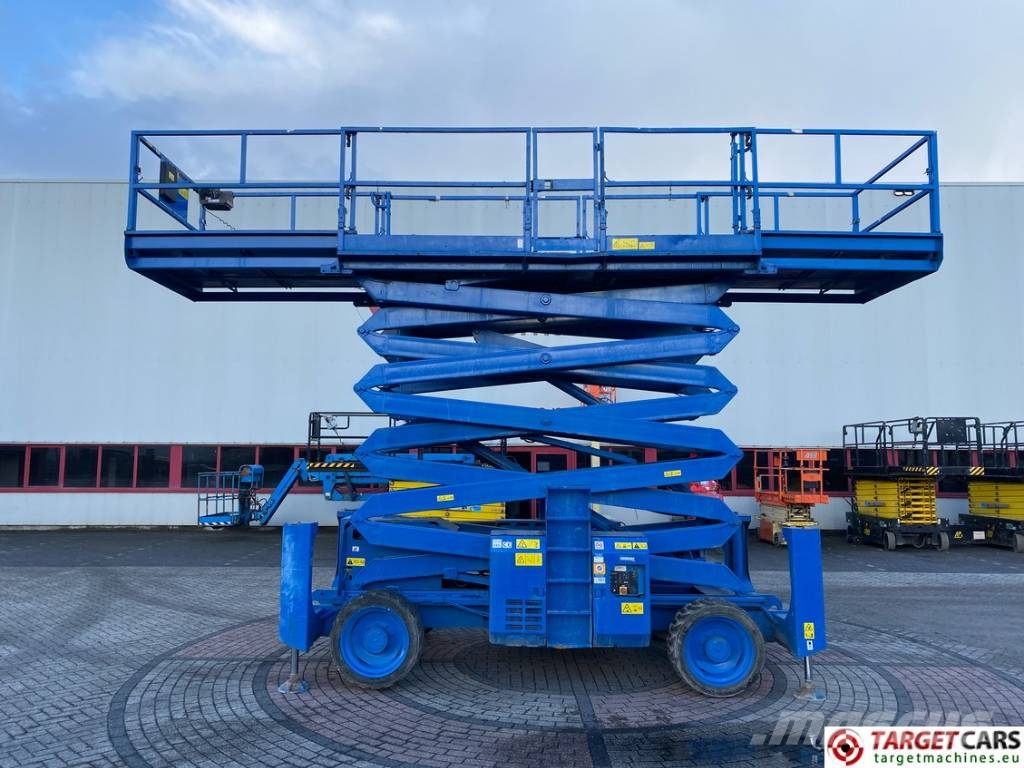 Genie GS-5390RT Diesel 4x4 Scissor Work Lift 1815cm Nacelle ciseaux