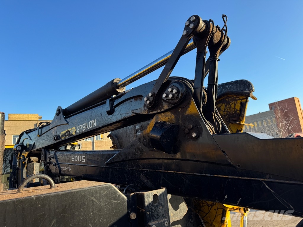 Volvo FM 540 6X6 / Wüst SMC-812TCR ماكينات تقطيع أخشاب الحراجة