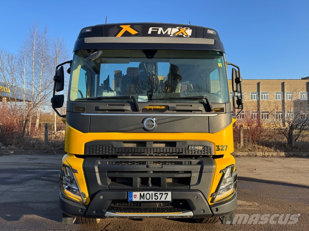 Volvo FM 540 6X6 / Wüst SMC-812TCR ماكينات تقطيع أخشاب الحراجة