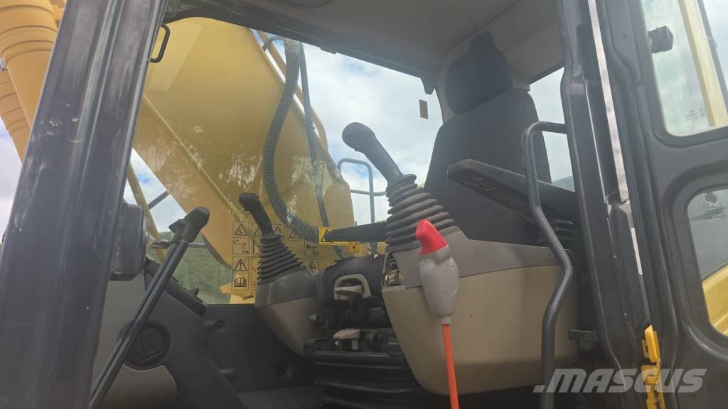 Komatsu PC 240 NLC-10 Гусеничные экскаваторы
