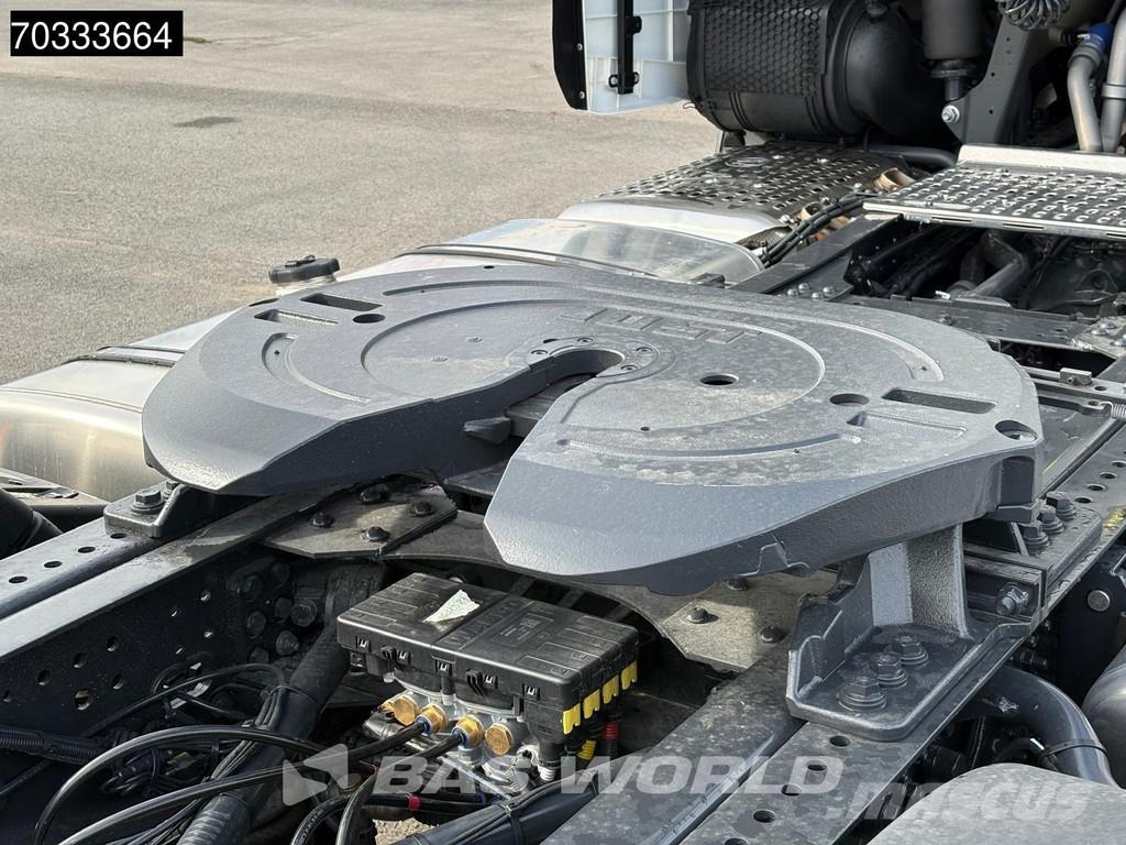 Iveco S-Way 500 4X2 NEW! Retarder 2x tanks Standklima AC Sattelzugmaschinen