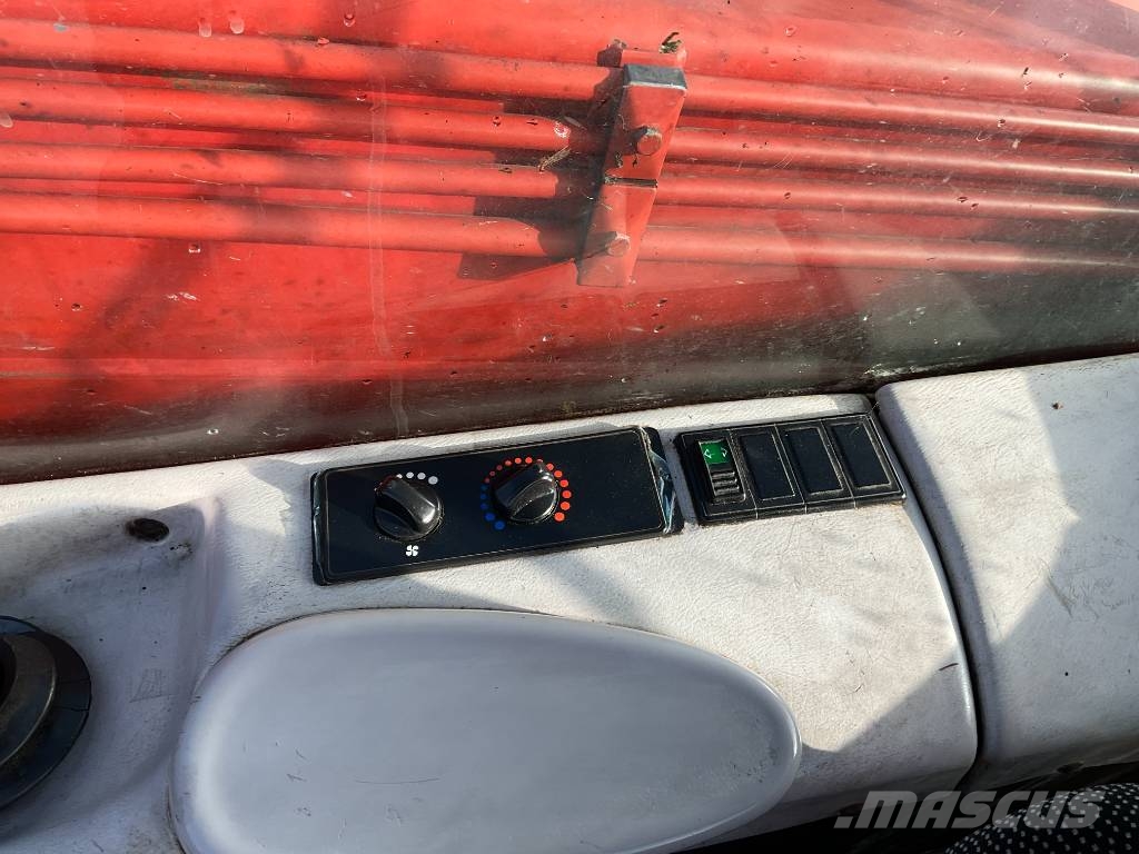Manitou MLT 633 LS Telescopic handlers