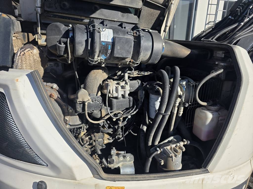 ECM 90ZT Midikaivukoneet 7t - 12t