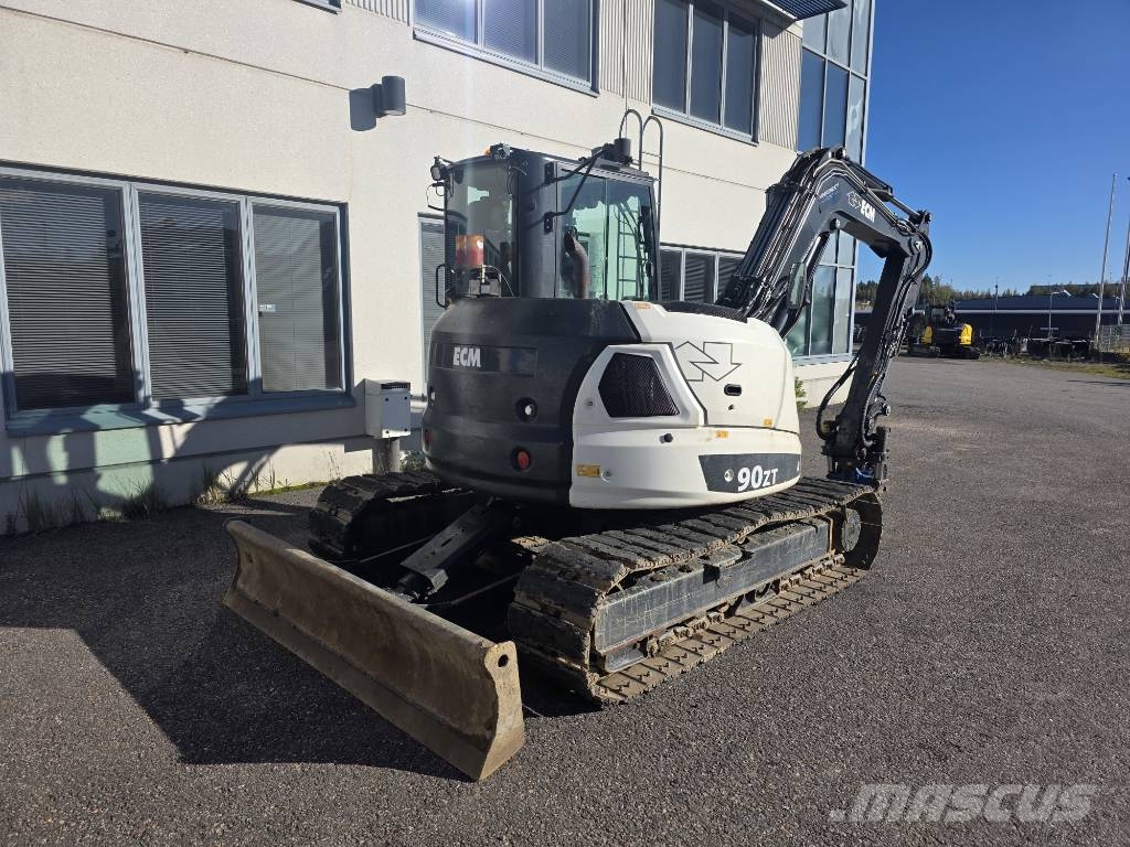 ECM 90ZT Midikaivukoneet 7t - 12t