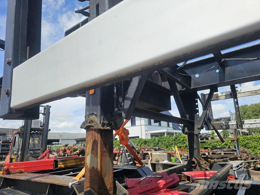 Groenewegen 45.07 CC-12-27 / 45 FT AND 40 FT CHASSIS BPW DISC. Containerframe semi-trailers