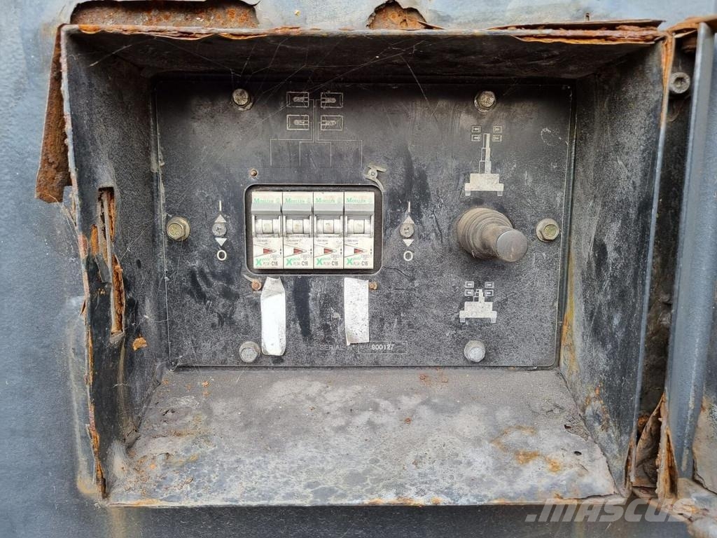 Sdmo 9 MT M126 / Lichtmastgenerator أبراج خفيفة