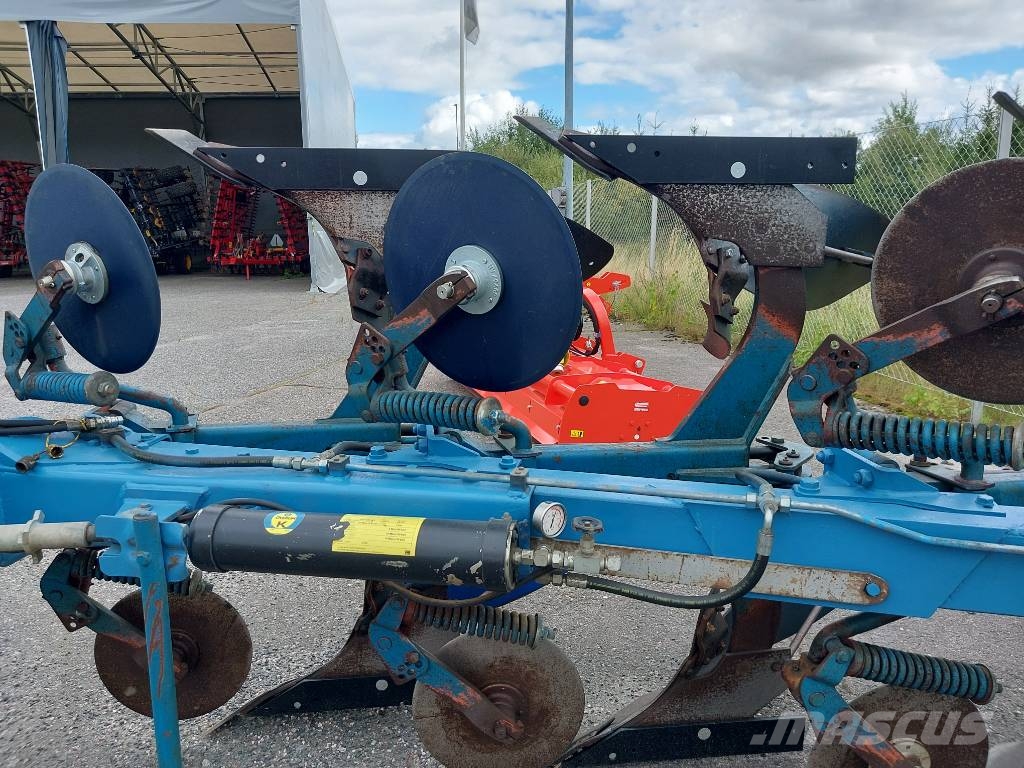 Överum CX490 Wentelploegen