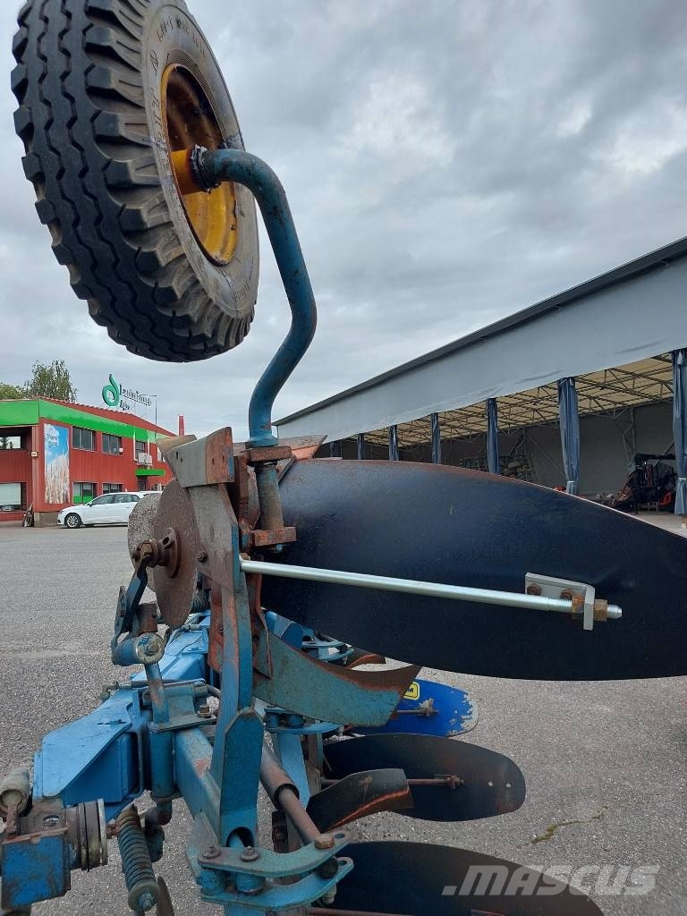 Överum CX490 Wentelploegen