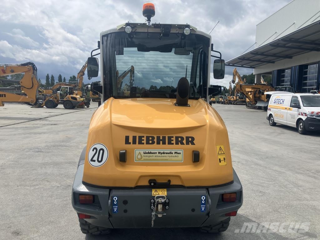 Liebherr L 504 Compact Wielladers