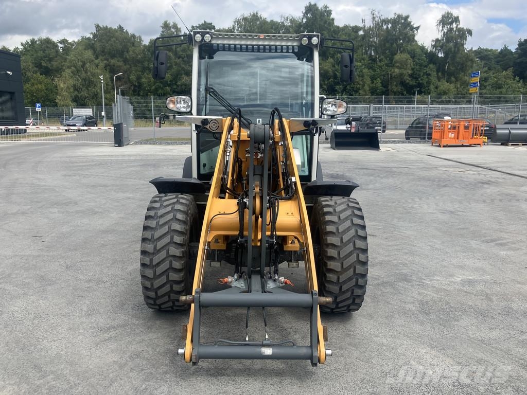 Liebherr L 504 Compact Wielladers
