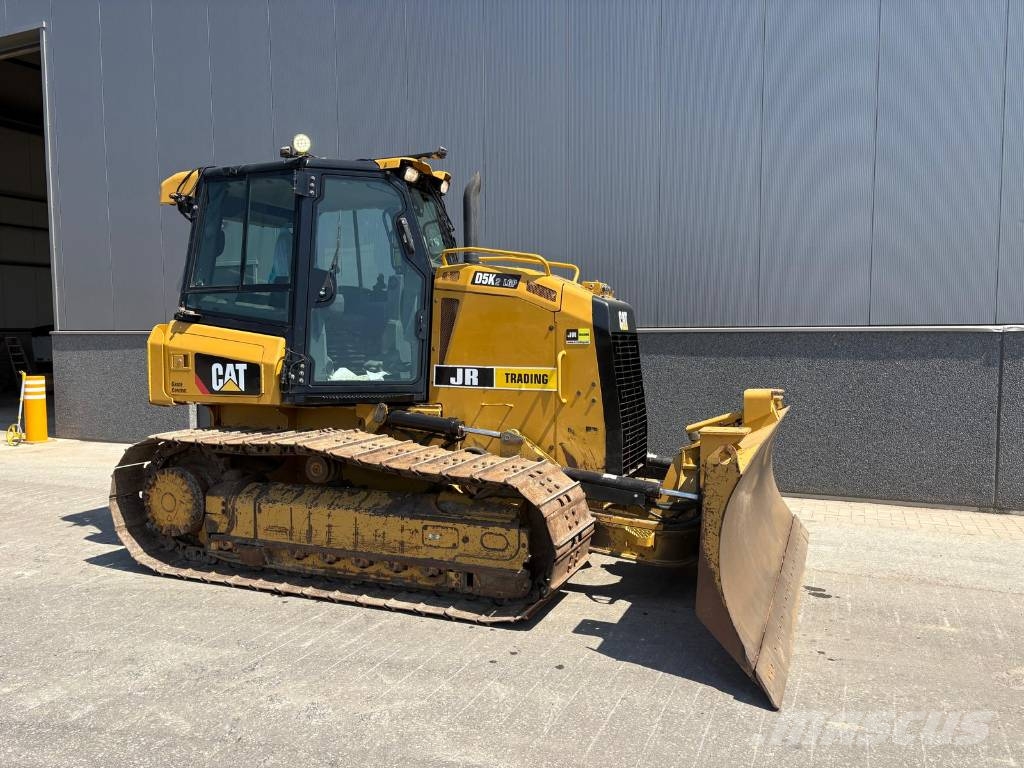 CAT D 5 K 2 LGP Bouteurs sur chenilles