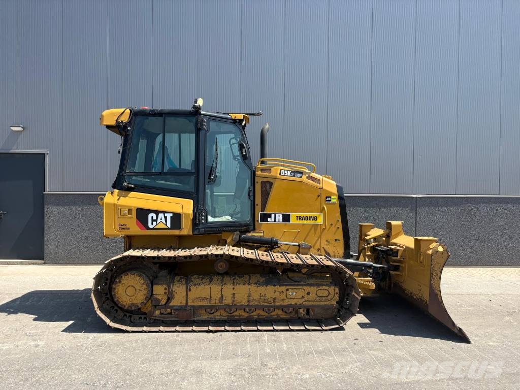 CAT D 5 K 2 LGP Bouteurs sur chenilles