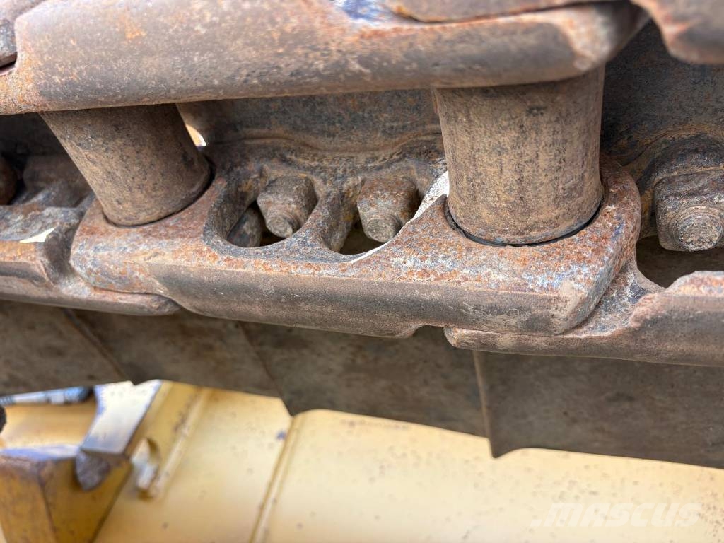 CAT D 5 K 2 LGP Bouteurs sur chenilles